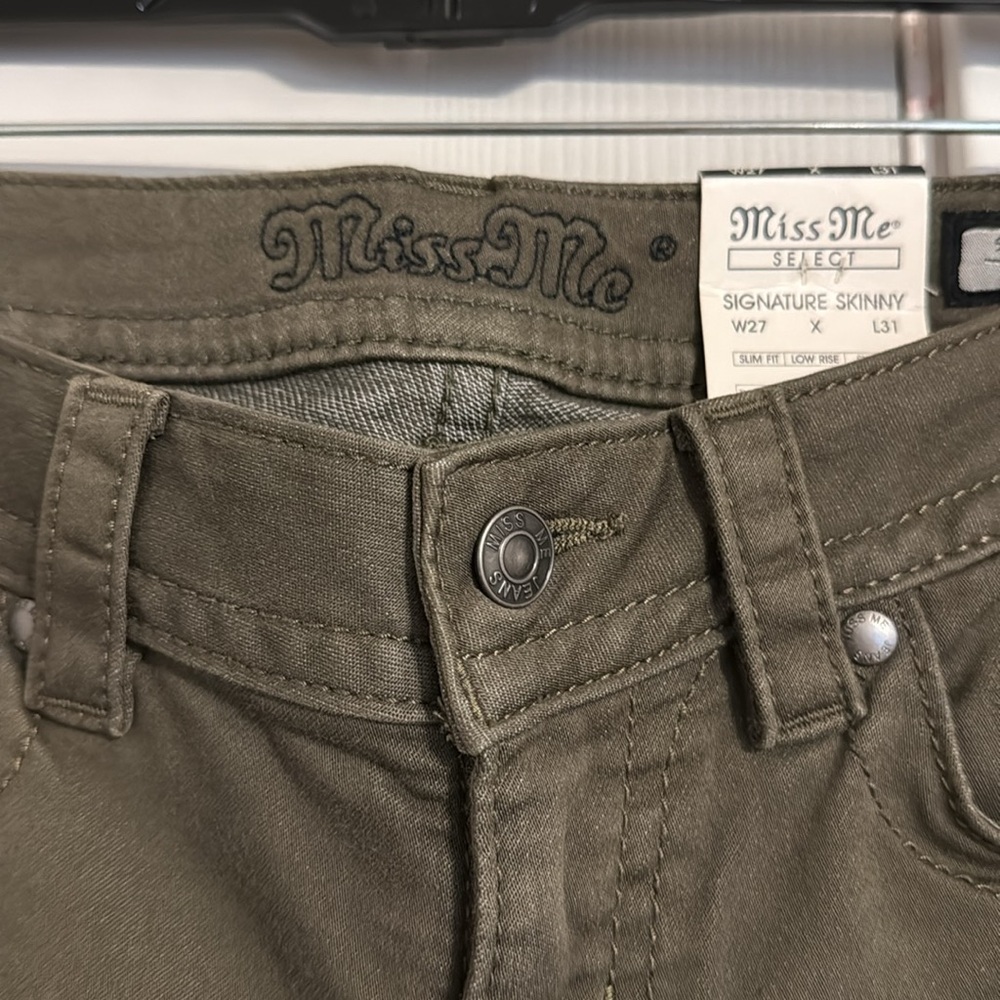 Miss Me Signature Skinny Jeans - Picture 4 of 12